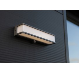 DOBLO SOLAR LED PARED 1 LUZ LARGA PIR GRIS OSCURO